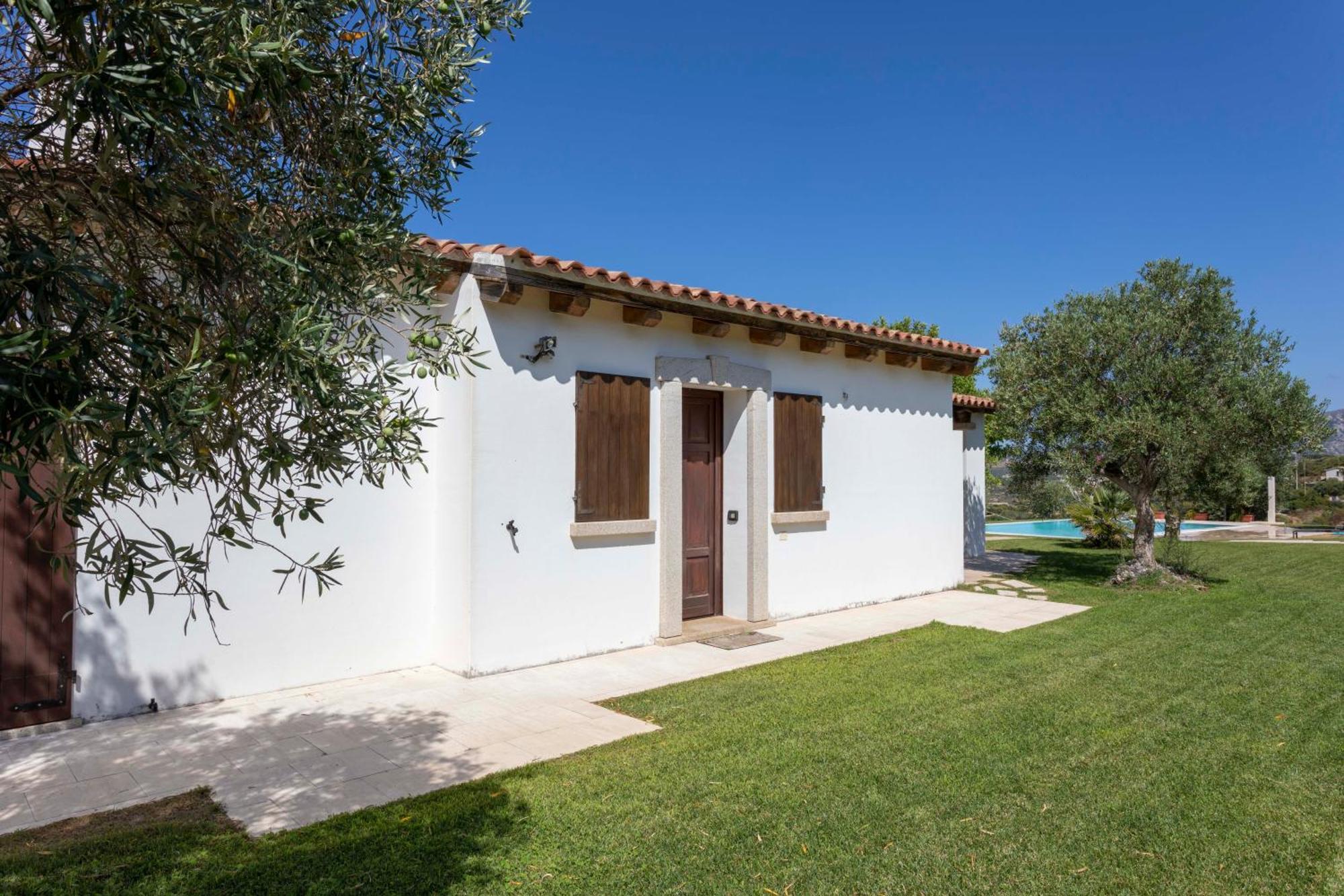 Villa Alba Esclusiva Villa Con Piscina A Sfioro E Vista Mozzafiato Sul Mare คุญญานา ภายนอก รูปภาพ