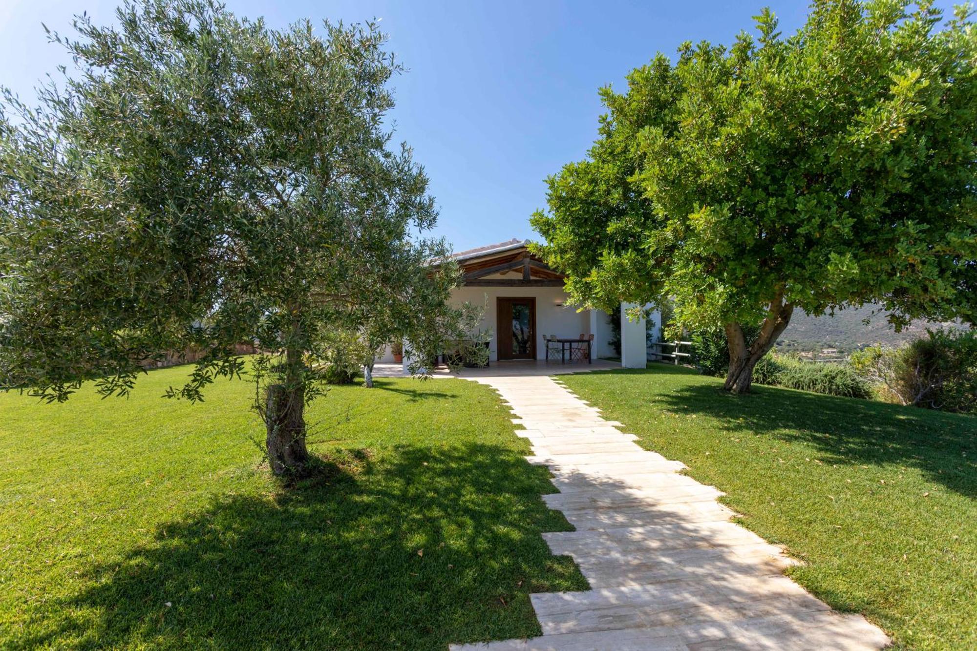 Villa Alba Esclusiva Villa Con Piscina A Sfioro E Vista Mozzafiato Sul Mare คุญญานา ภายนอก รูปภาพ