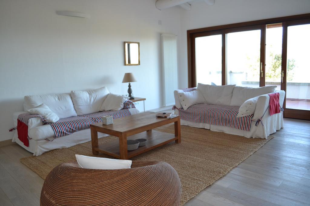 Villa Alba Esclusiva Villa Con Piscina A Sfioro E Vista Mozzafiato Sul Mare คุญญานา ภายนอก รูปภาพ