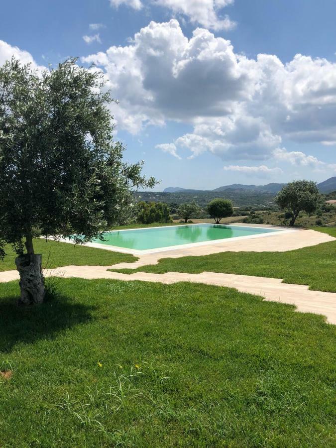 Villa Alba Esclusiva Villa Con Piscina A Sfioro E Vista Mozzafiato Sul Mare คุญญานา ภายนอก รูปภาพ